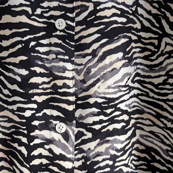 Zebra Print blouse - Picture 9 of 10